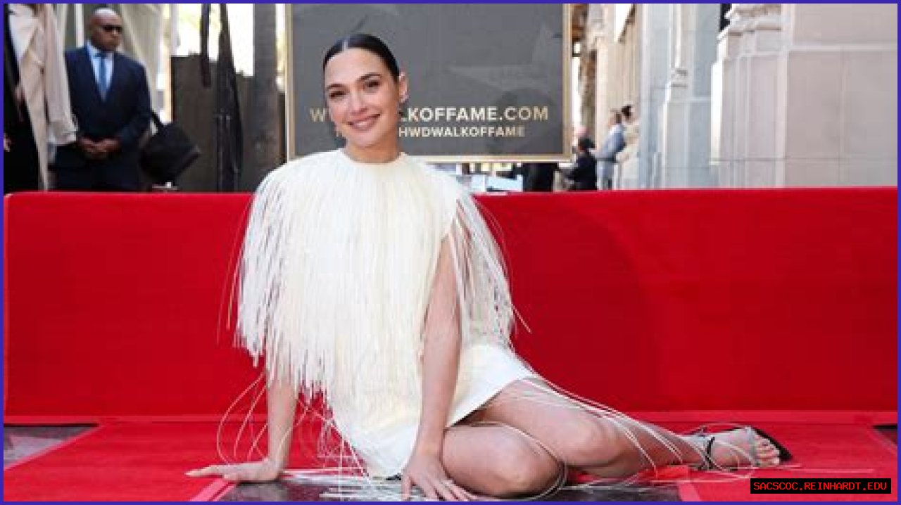 Dana Gadot's Height, Weight, And Net Worth Decoded